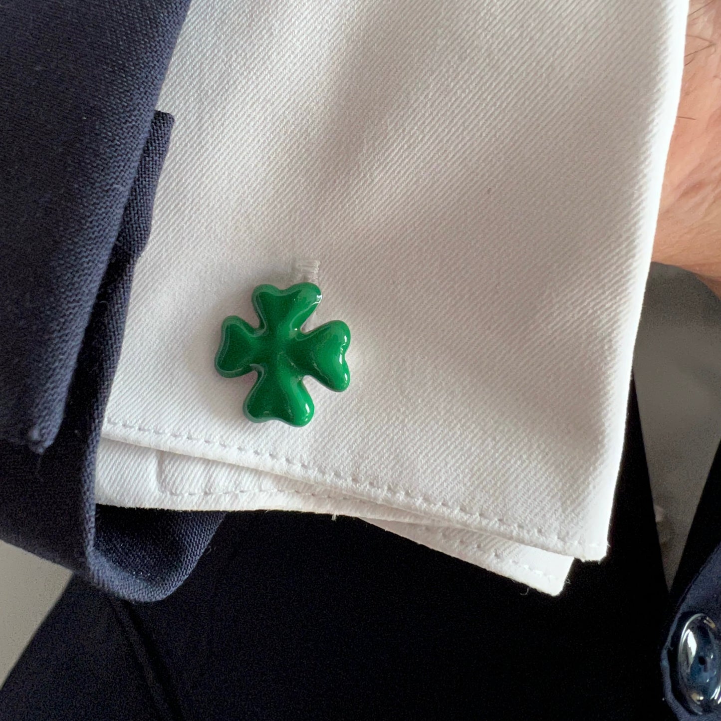 Lucky four-leaf clover cufflinks, in silver and enamel