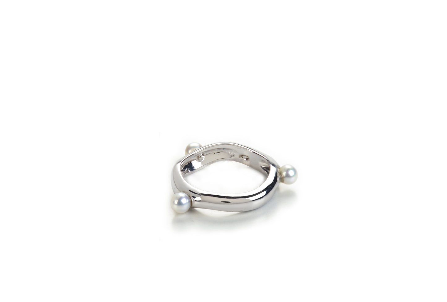 Wavy silver wedding band, Medium