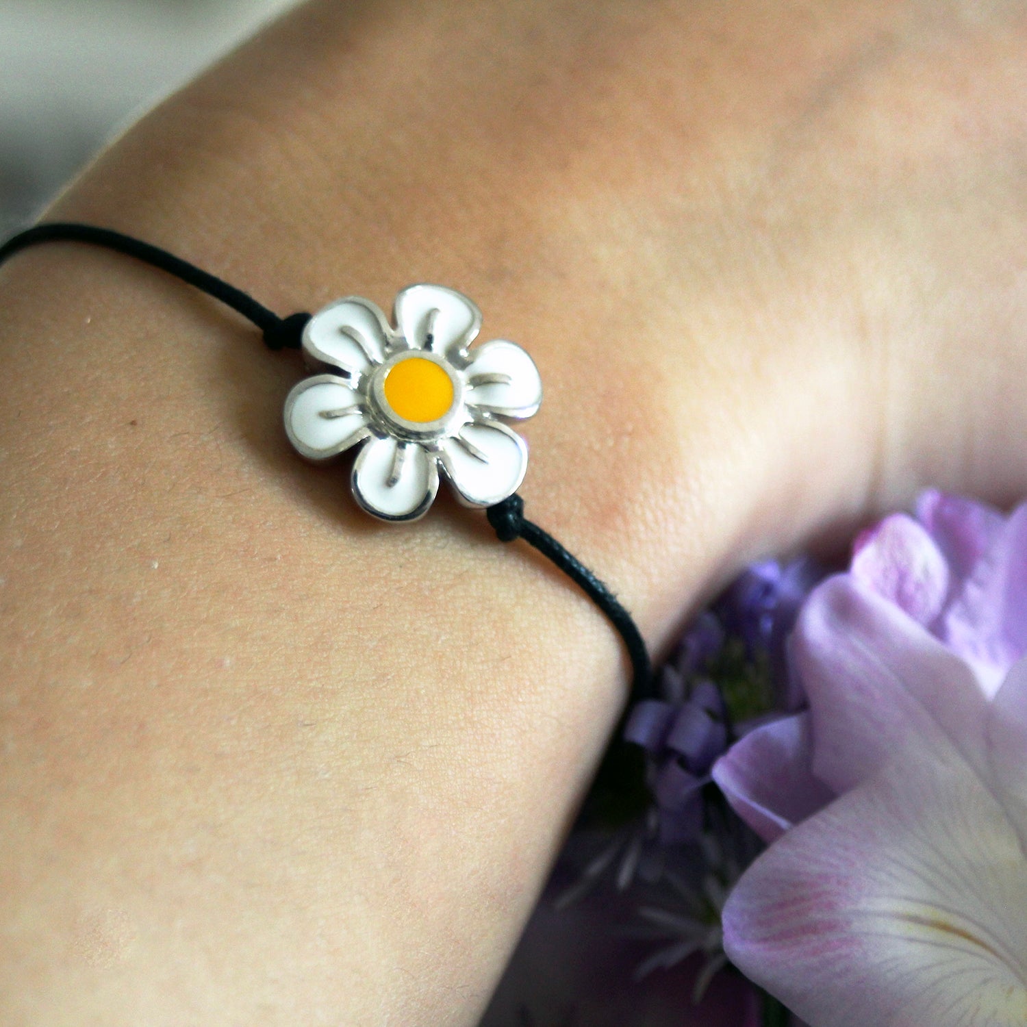 Daisy bracelet with rock crystal – Ohana